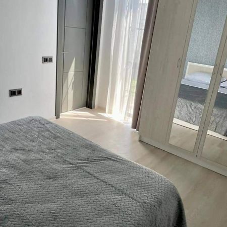 Aparthotel Grey House Zovuni Exterior foto