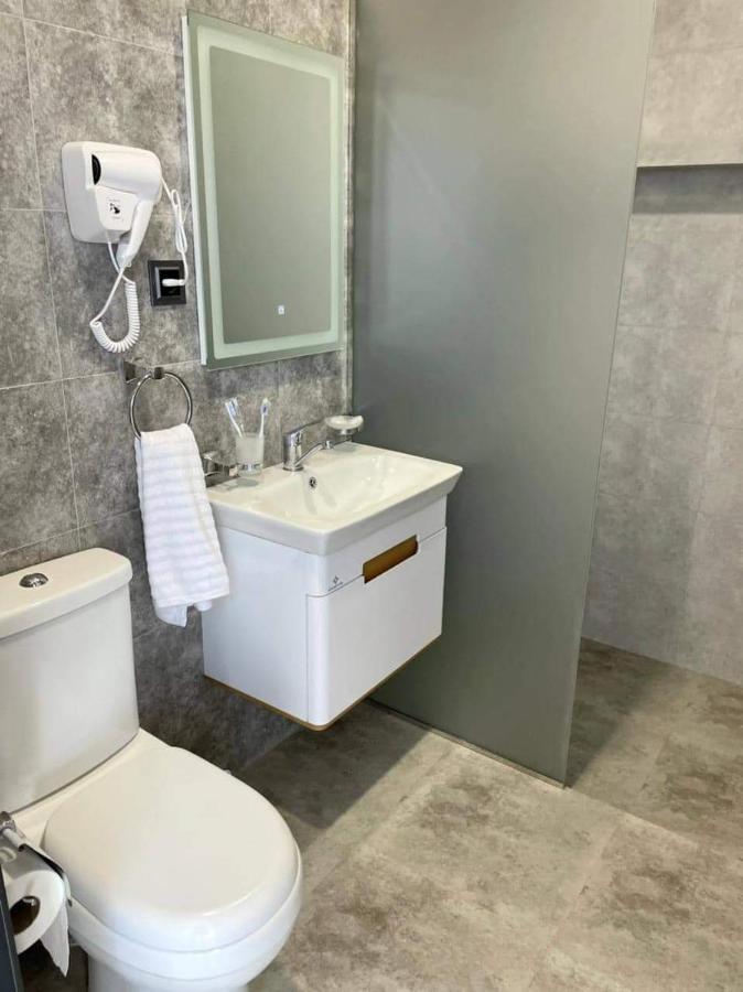 Aparthotel Grey House Zovuni Exterior foto